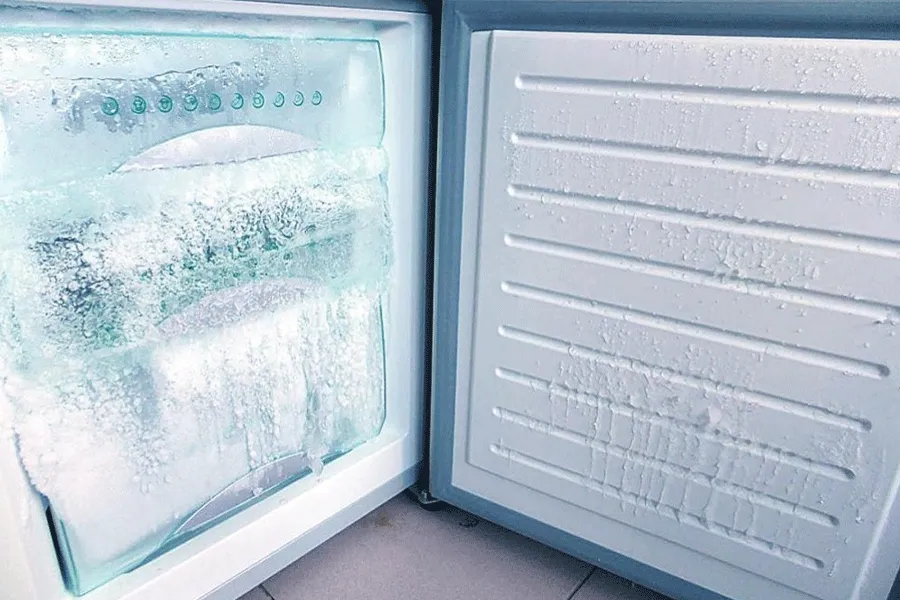 ترفند جلوگیری از برفک زدن یخچال